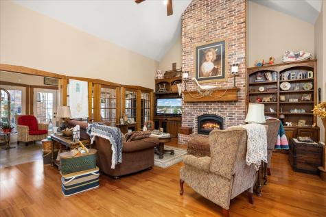 9001 Sawgrass Court Granbury TX 76049