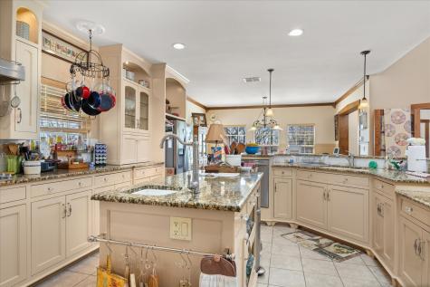 9001 Sawgrass Court Granbury TX 76049
