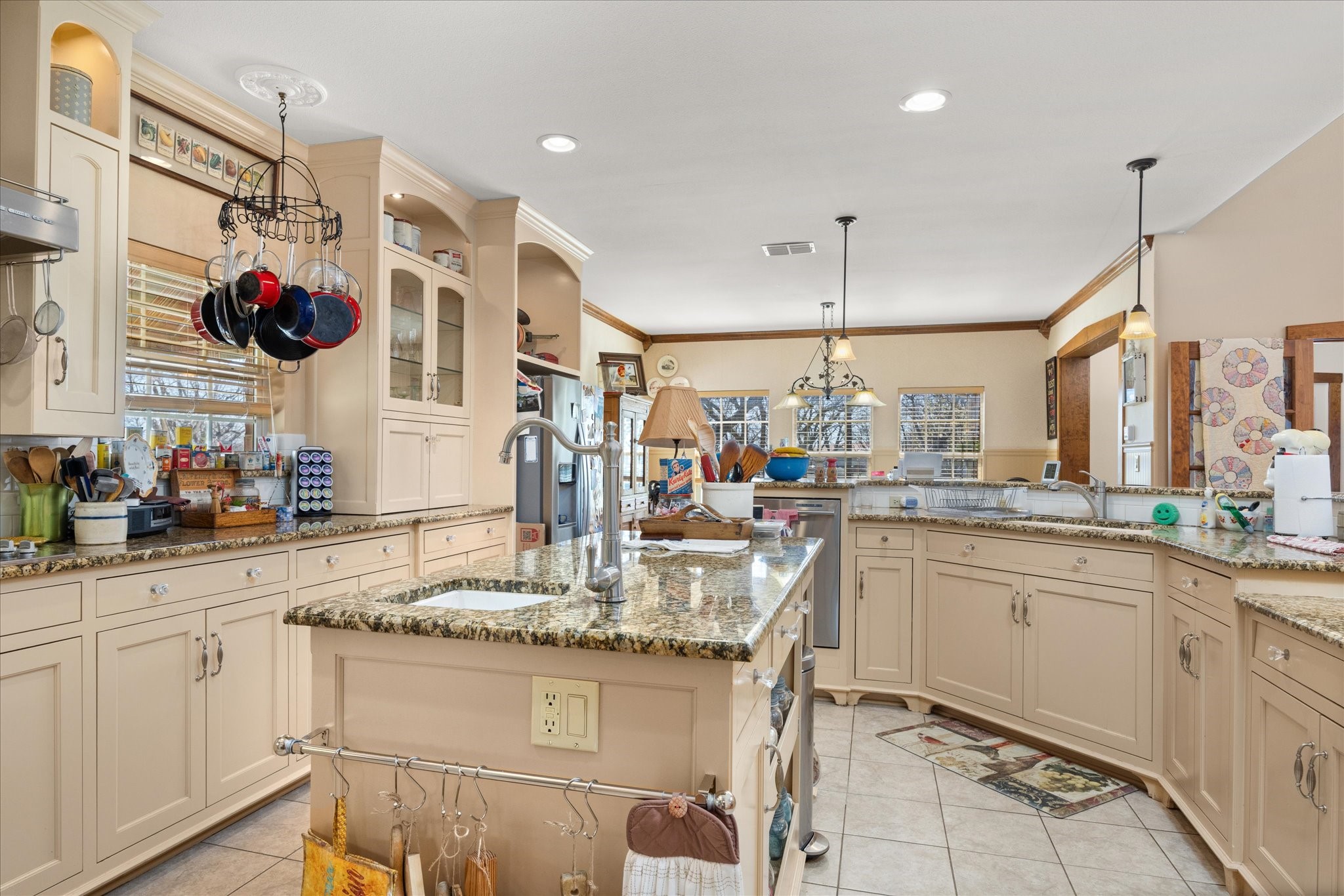 9001 Sawgrass Court Granbury TX 76049