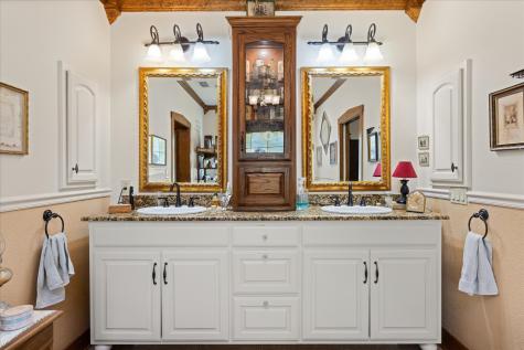9001 Sawgrass Court Granbury TX 76049