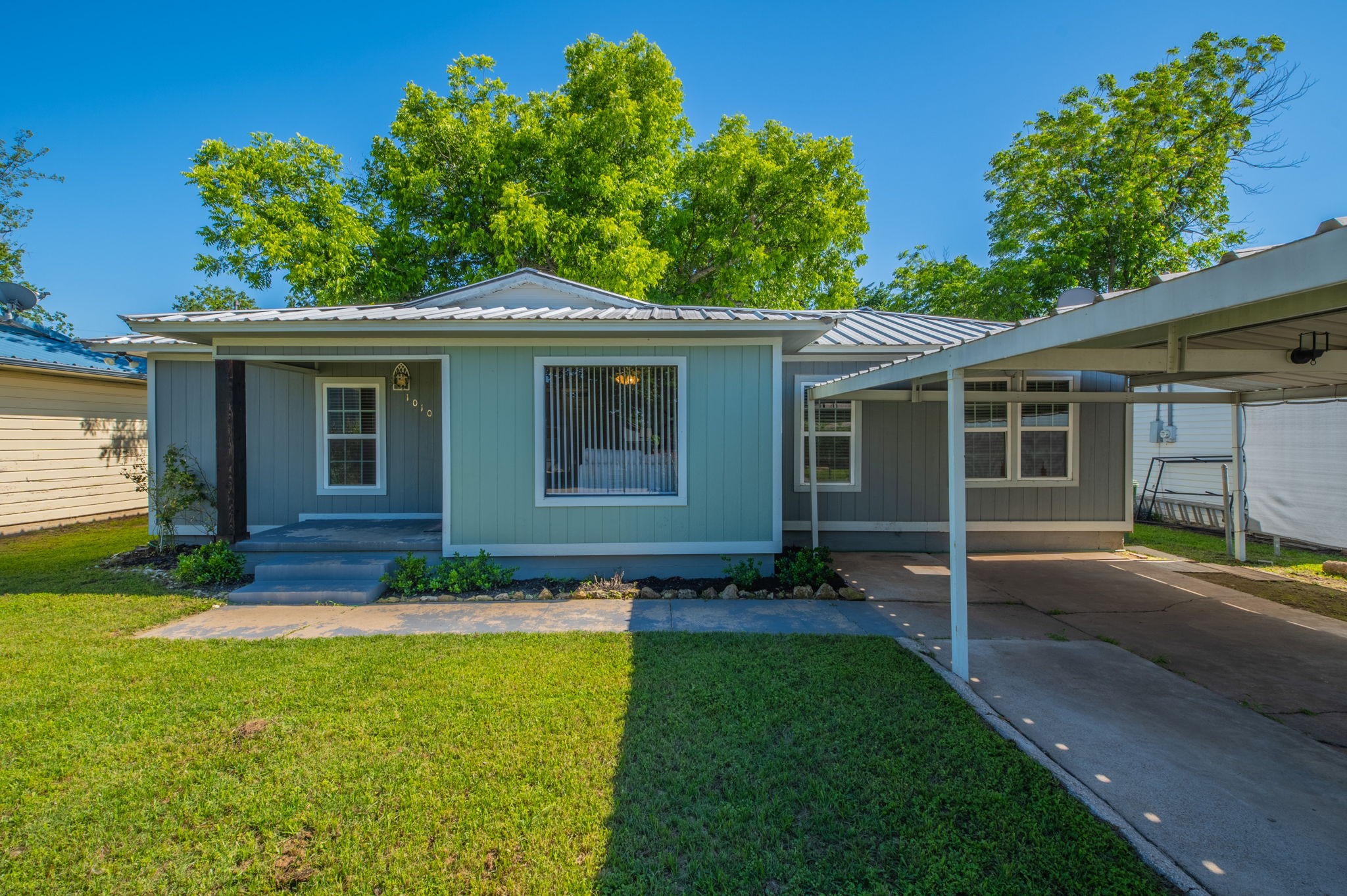 1010 SE 17th Street Mineral Wells TX 76067