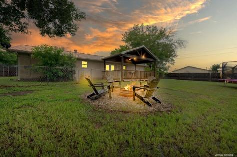 902 S Avenue L Clifton TX 76634