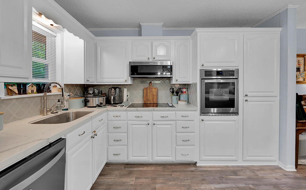 902 S Avenue L Clifton TX 76634