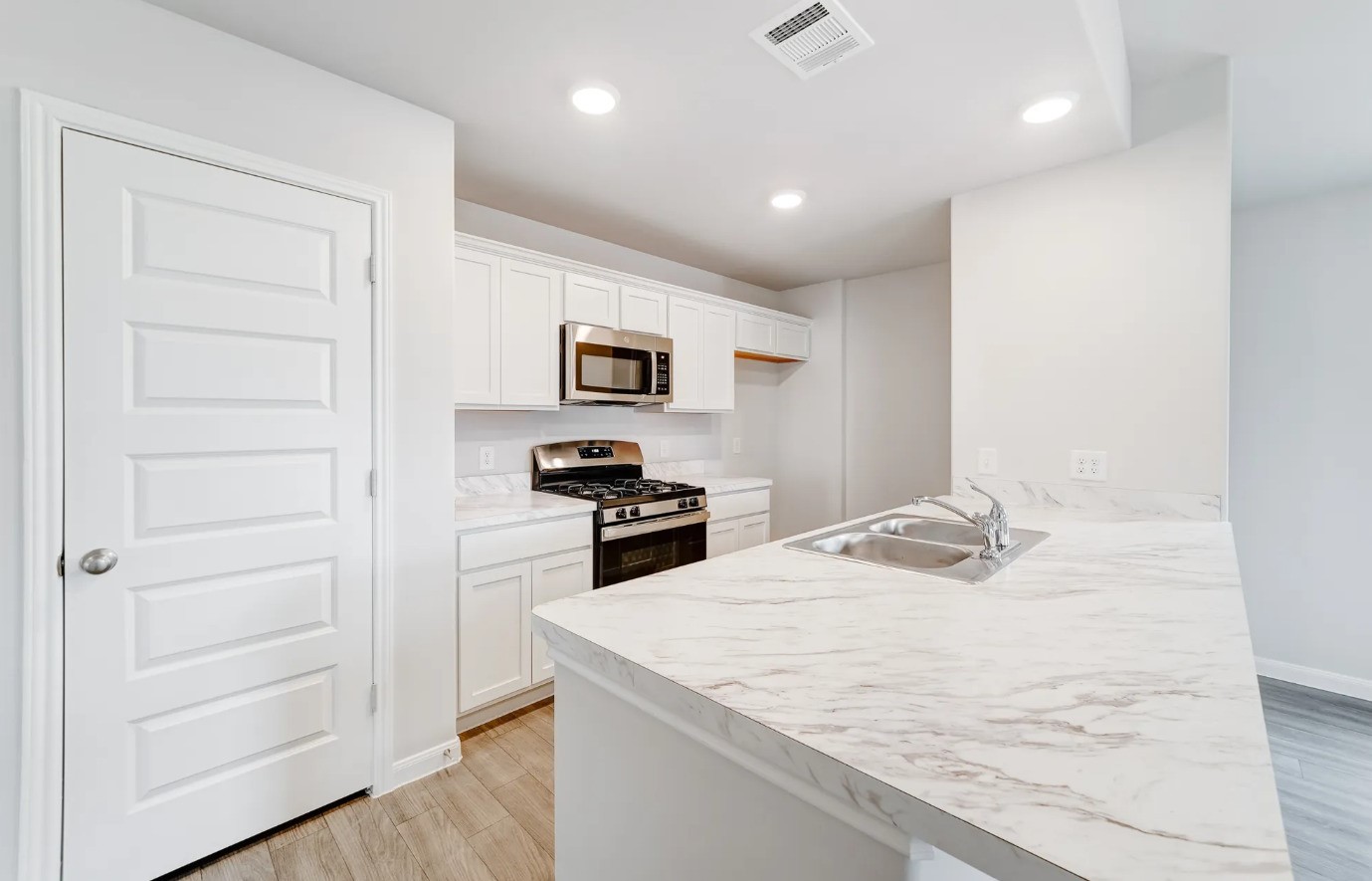 360 Maxine Court Milford TX 76670