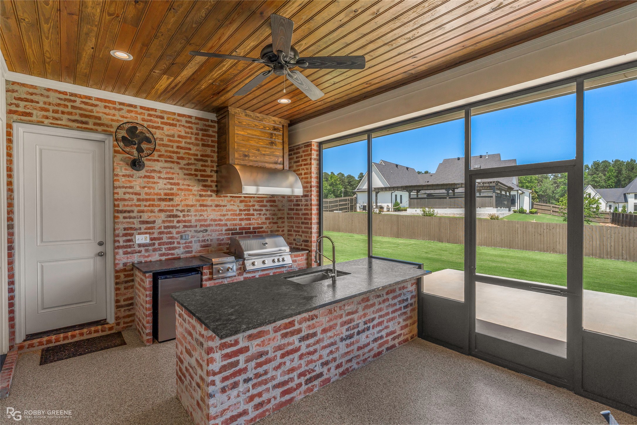301 Ayres Circle Benton LA 71006