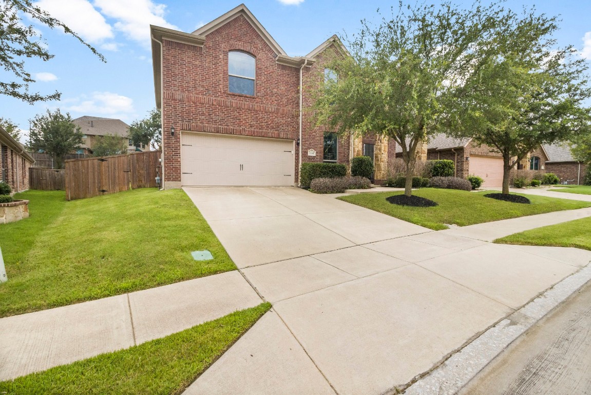 1109 Newchester Drive Roanoke TX 76262