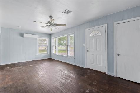 2700 Briarwood Lane Bellmead TX 76705