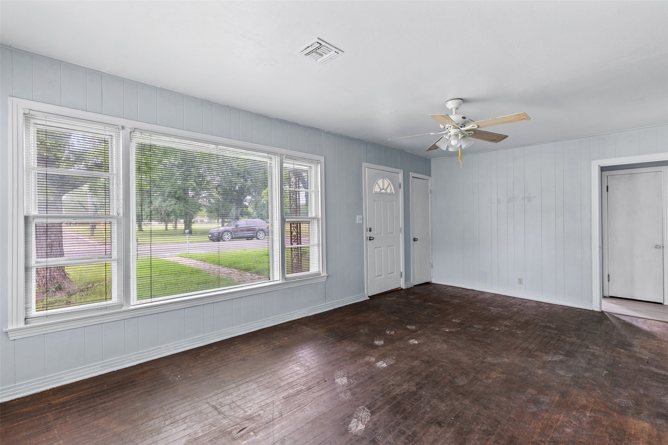 2700 Briarwood Lane Bellmead TX 76705