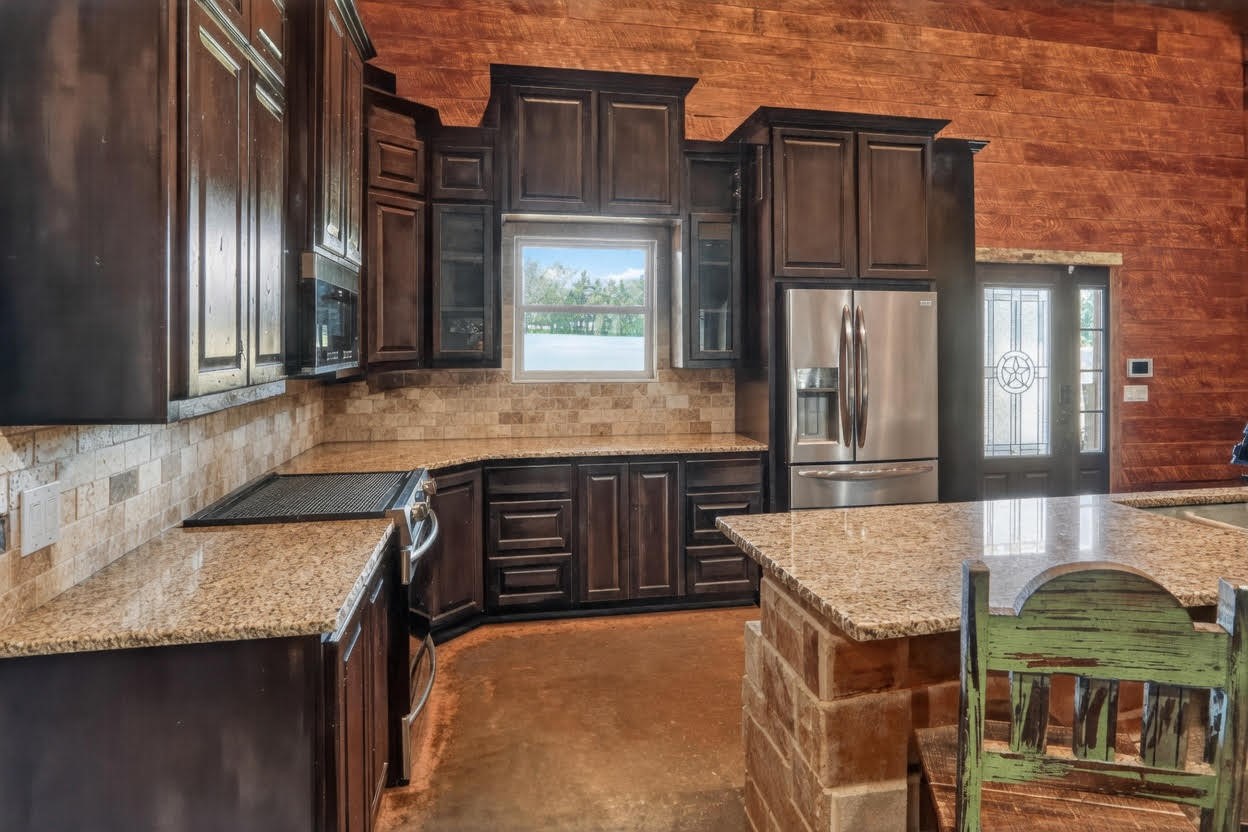 1524 County Road 34520 Sumner TX 75486