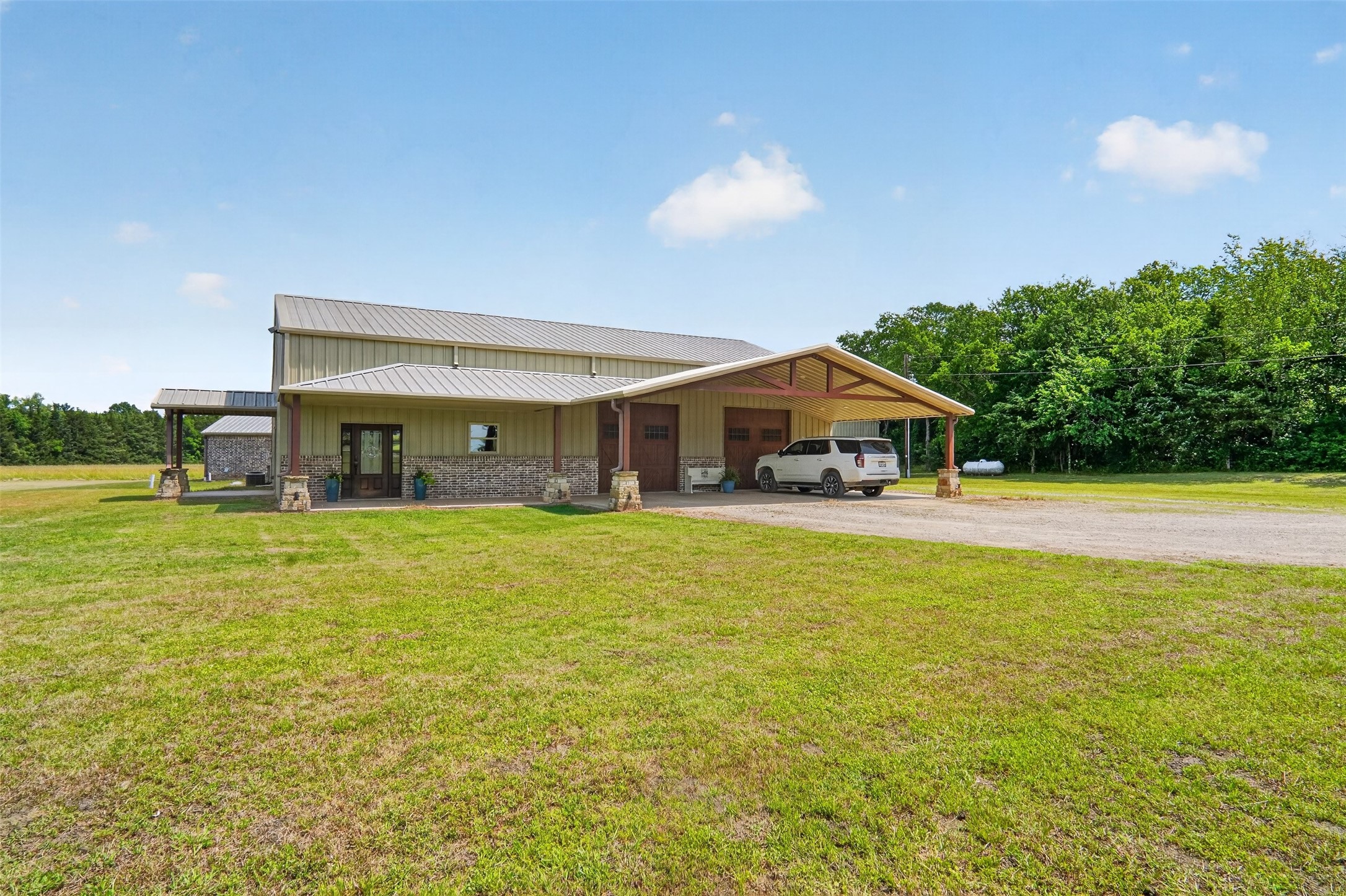 1524 County Road 34520 Sumner TX 75486