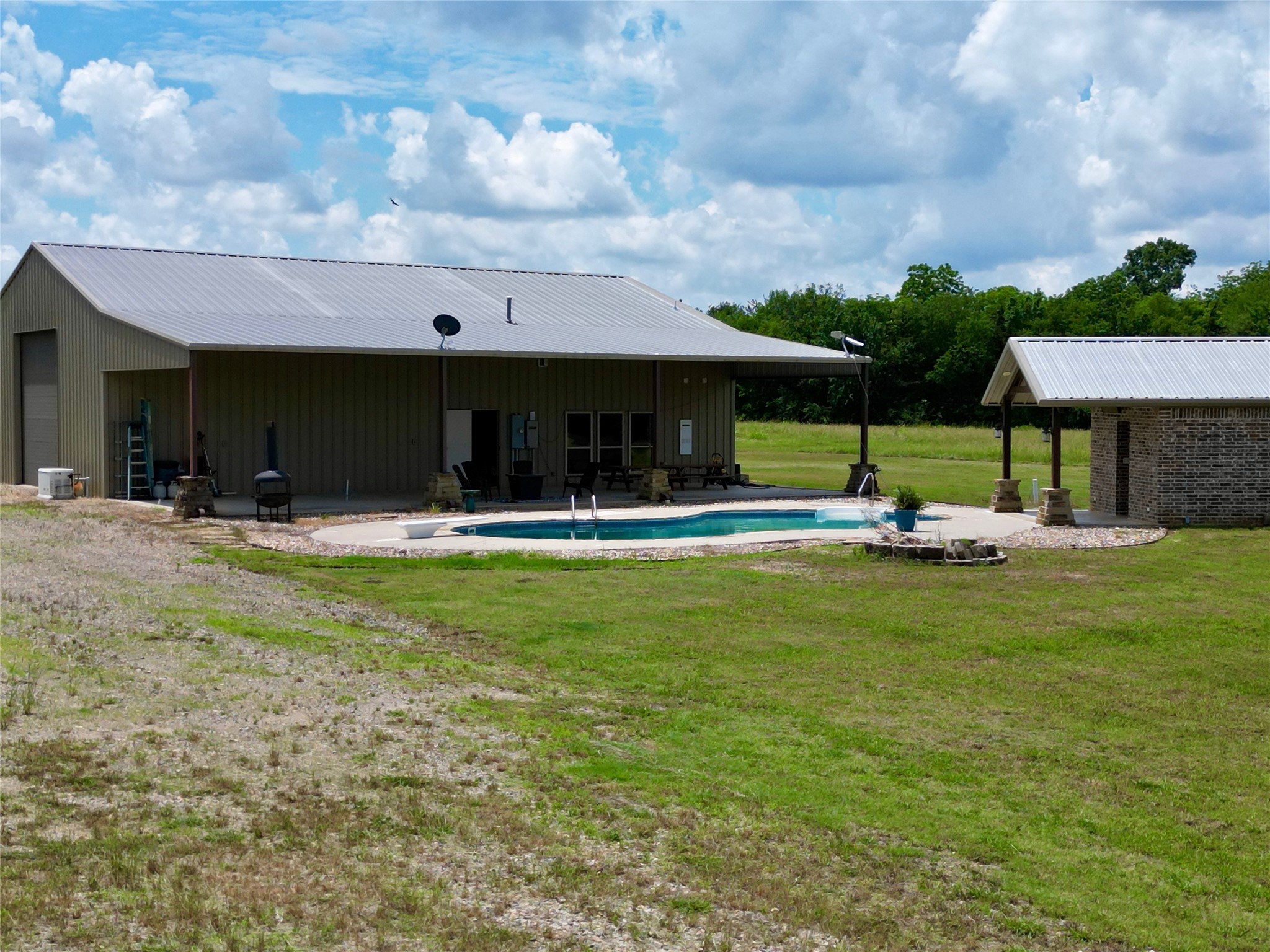 1524 County Road 34520 Sumner TX 75486