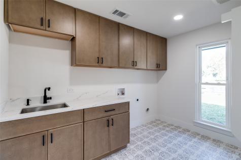 4004 Cedar Bayou Drive Dallas TX 75244