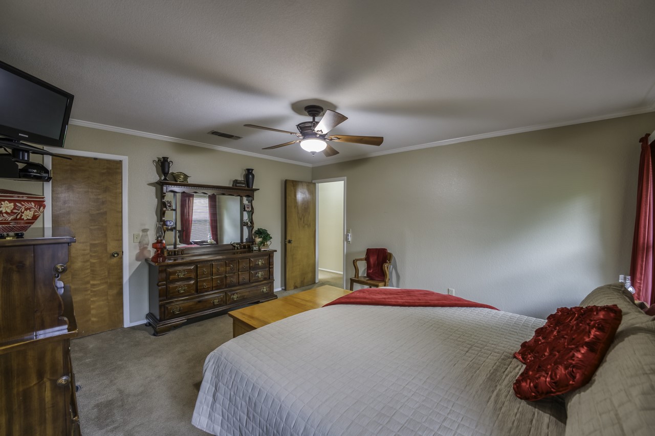 740 Montvale Drive Mansfield TX 76063