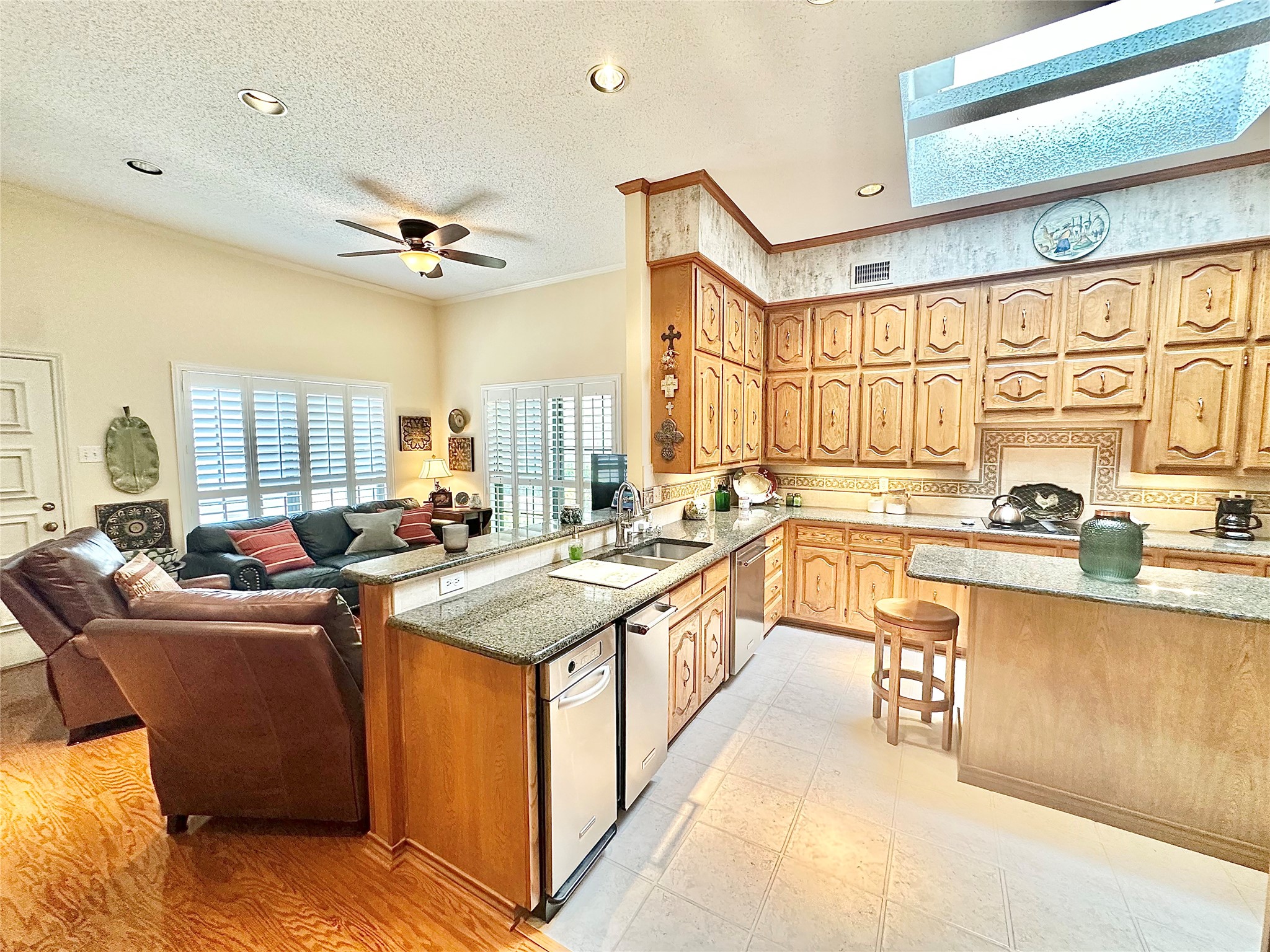 16022 Chalfont Circle Dallas TX 75248