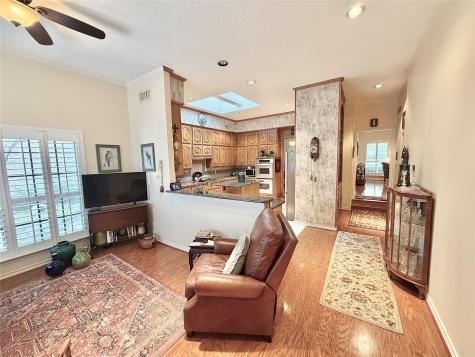 16022 Chalfont Circle Dallas TX 75248