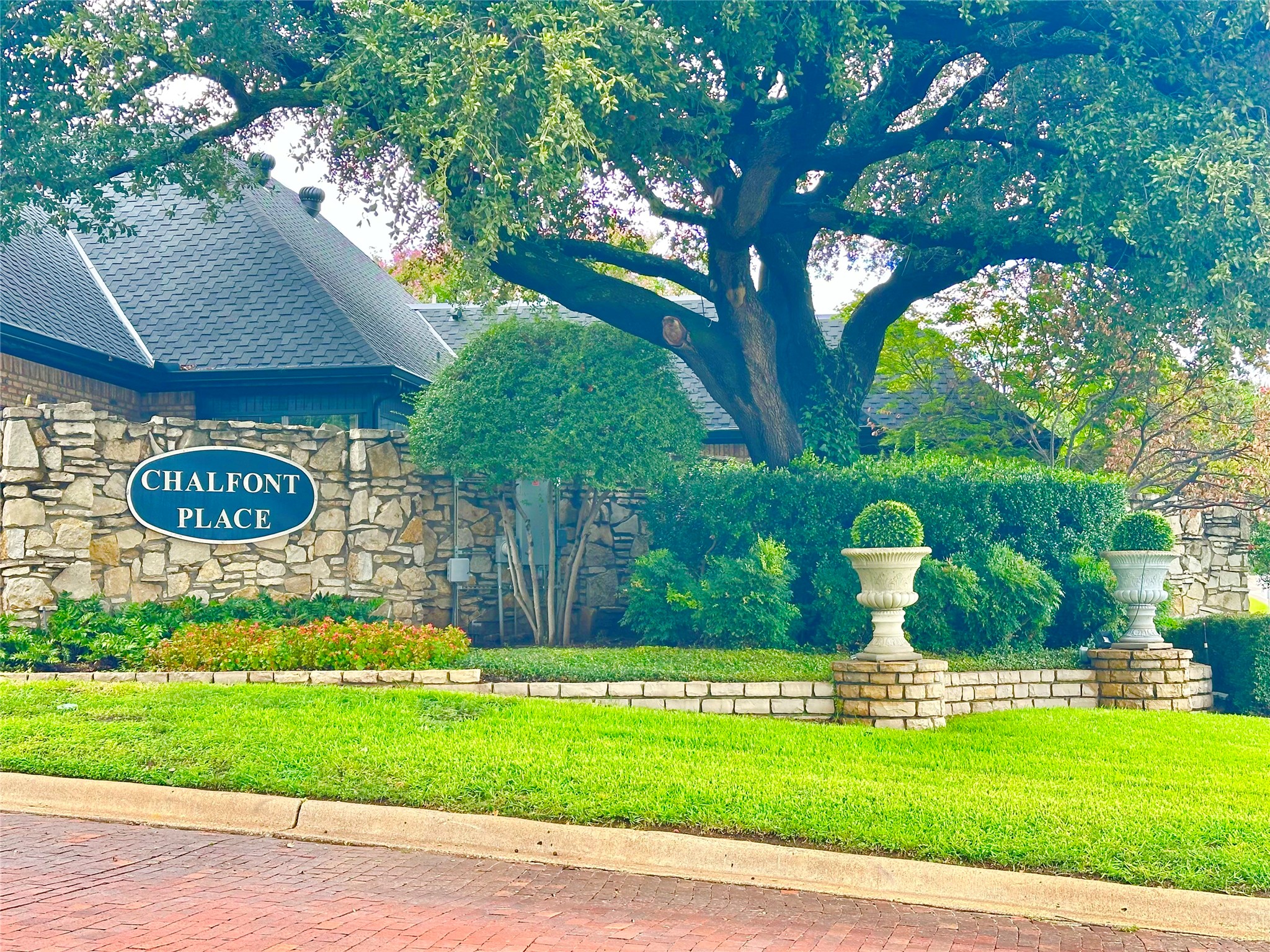 16022 Chalfont Circle Dallas TX 75248