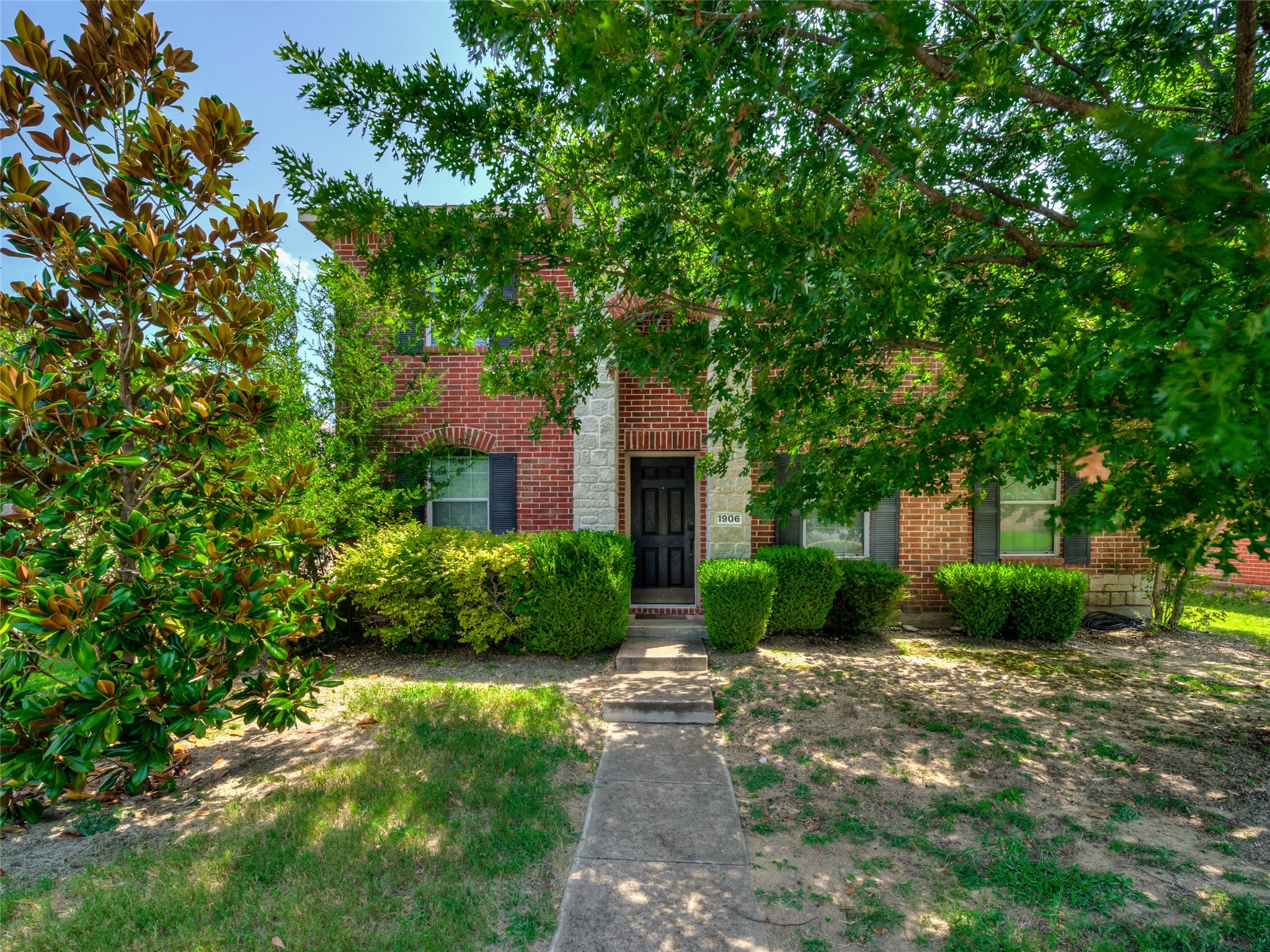 1906 Drake Street Glenn Heights TX 75154