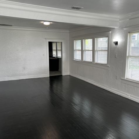 917 N Windomere Avenue Dallas TX 75208