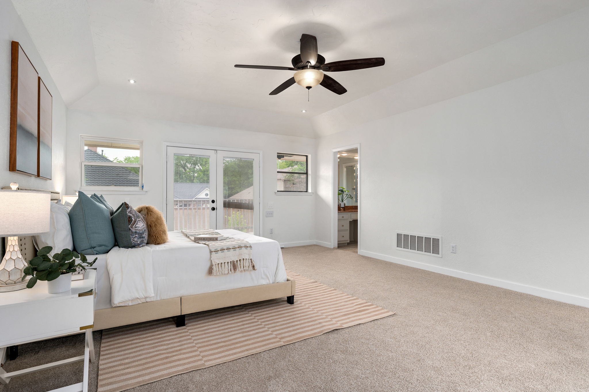 320 S Irving Heights Drive Irving TX 75060