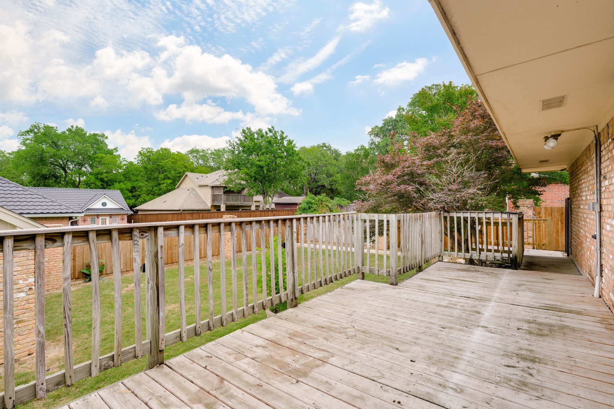 320 S Irving Heights Drive Irving TX 75060