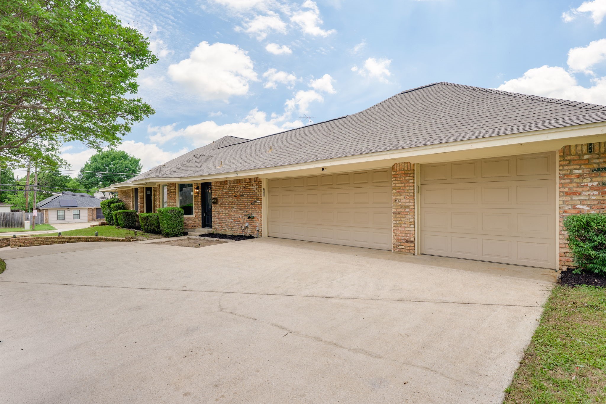 320 S Irving Heights Drive Irving TX 75060