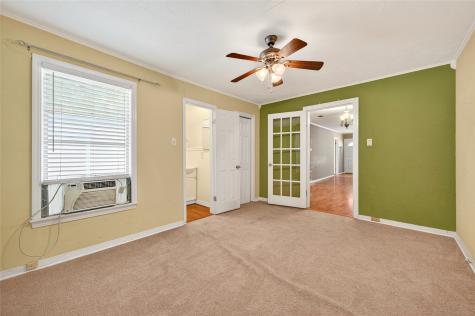 517 W Bullock Street Denison TX 75020