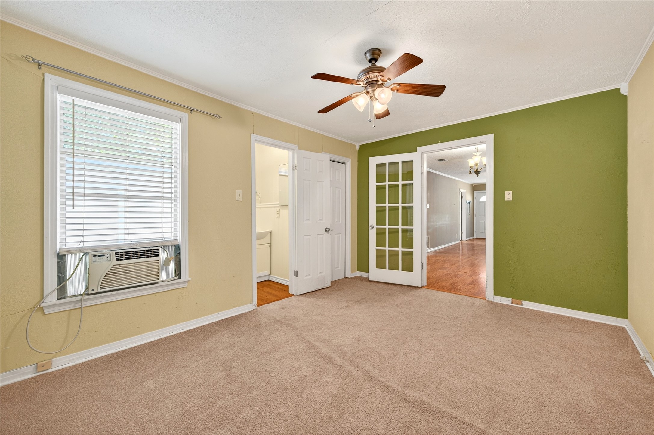 517 W Bullock Street Denison TX 75020