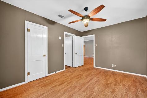 517 W Bullock Street Denison TX 75020
