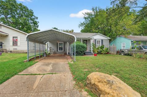 517 W Bullock Street Denison TX 75020