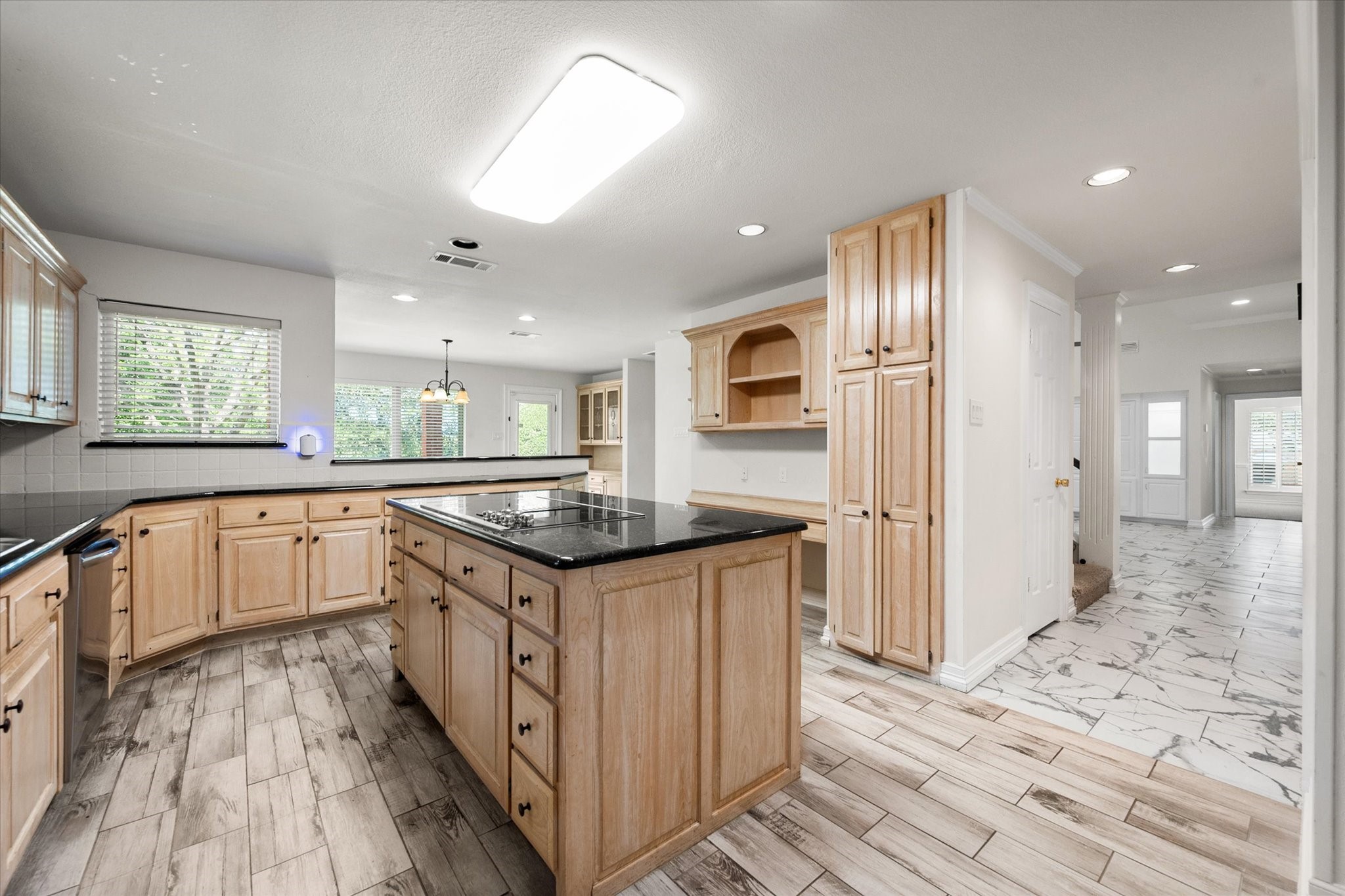 2801 Knotted Oaks Trail Arlington TX 76006