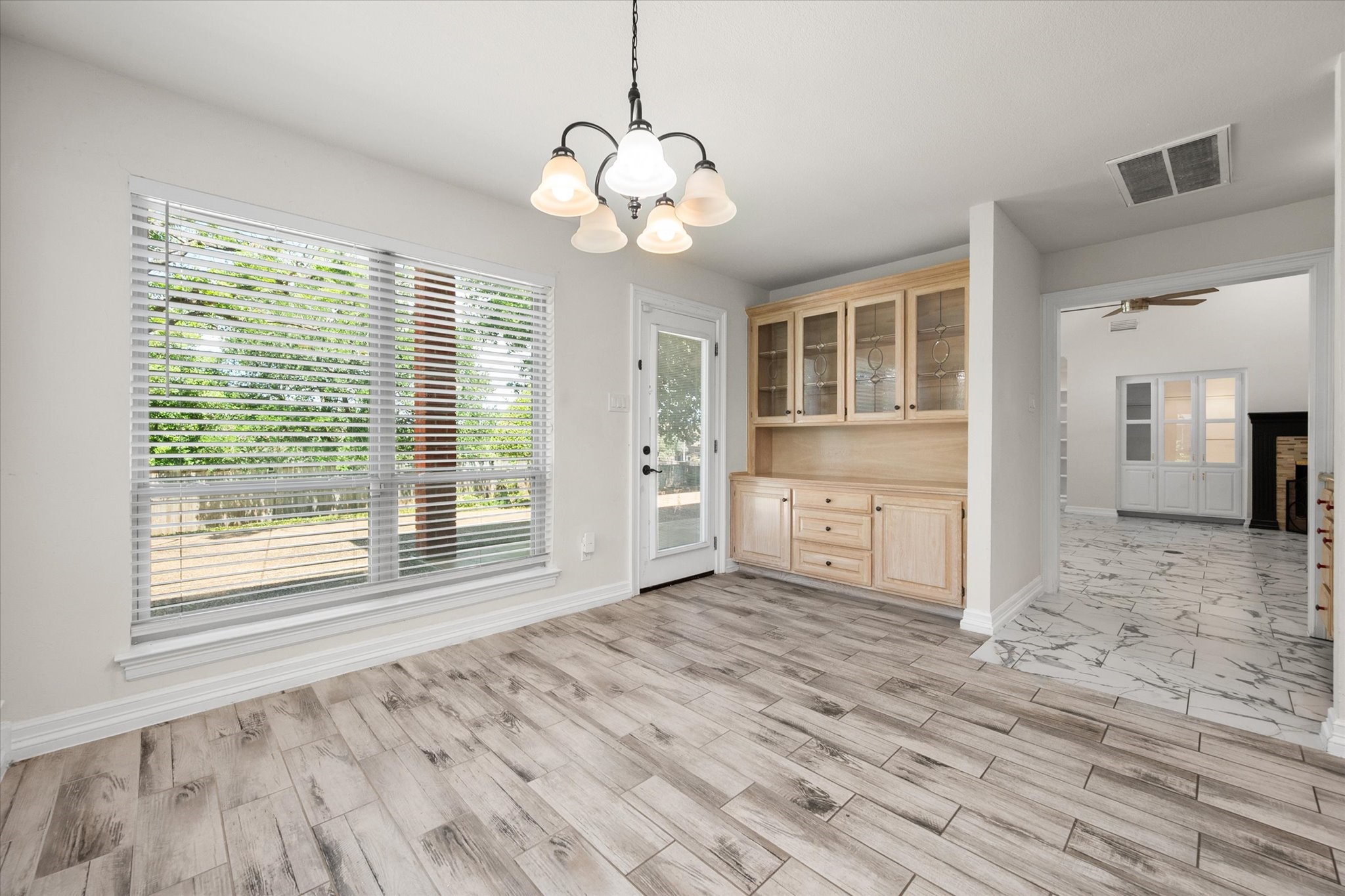 2801 Knotted Oaks Trail Arlington TX 76006