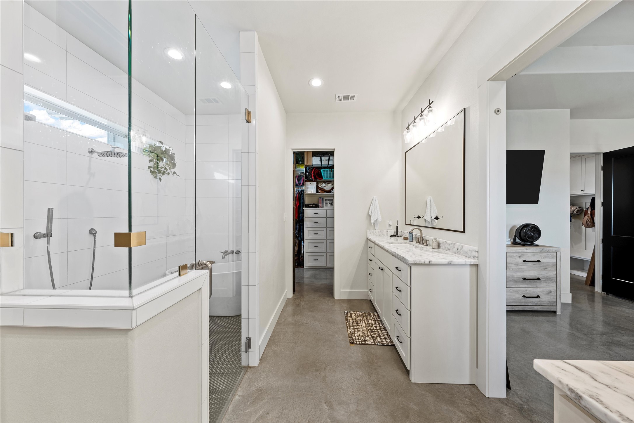 353 Willow Moon Ranch Road Crawford TX 76638