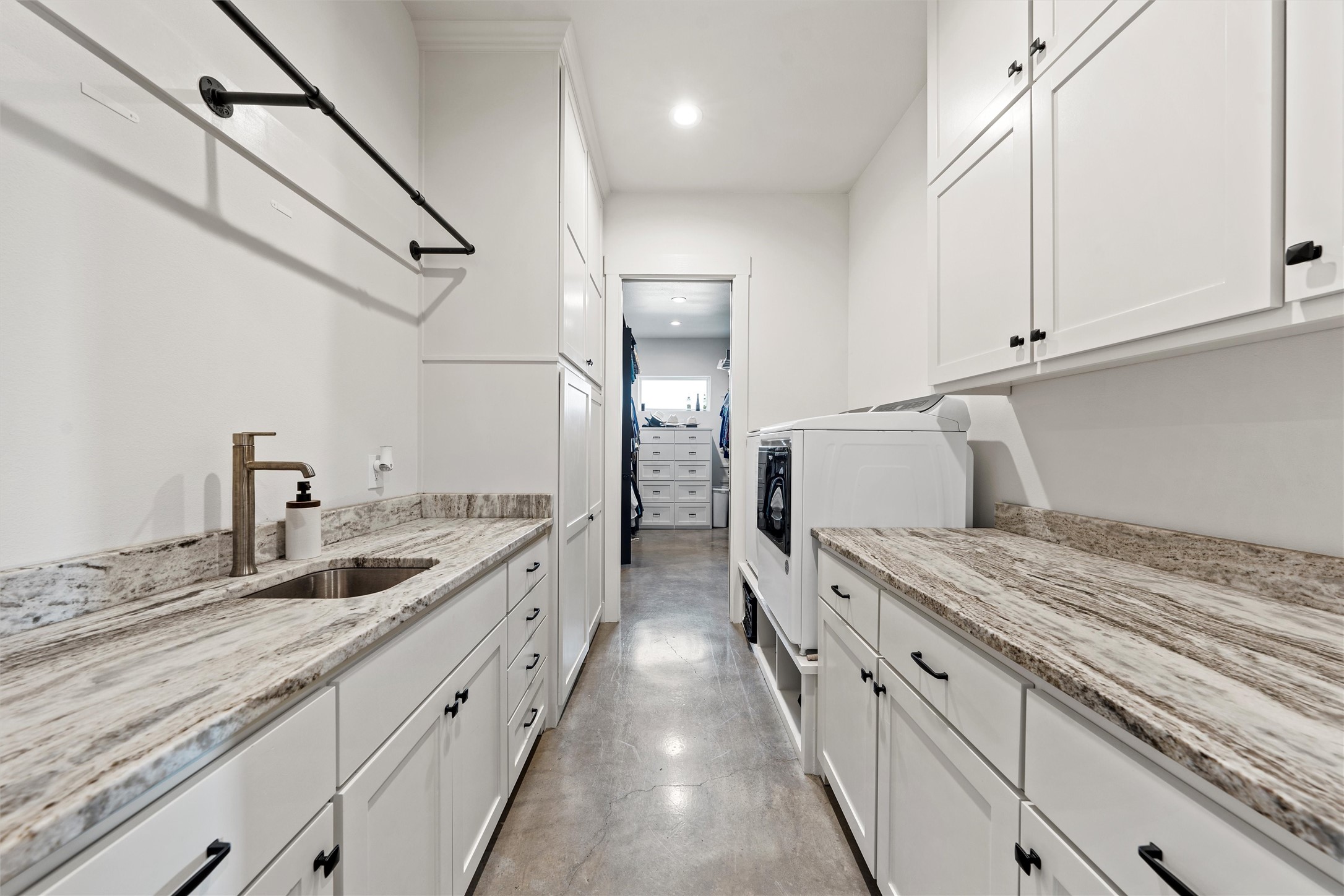 353 Willow Moon Ranch Road Crawford TX 76638