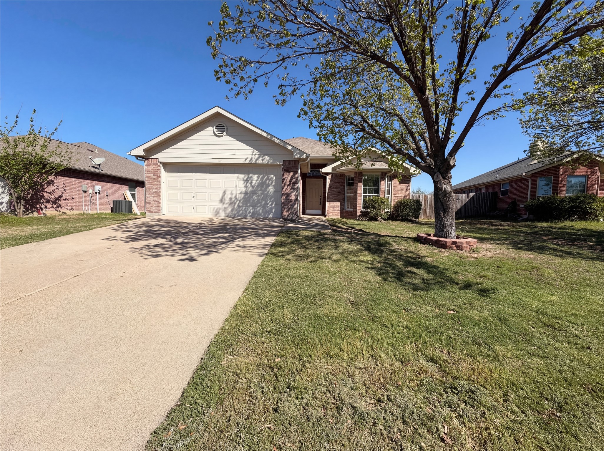 105 Kings Way Drive Rhome TX 76078