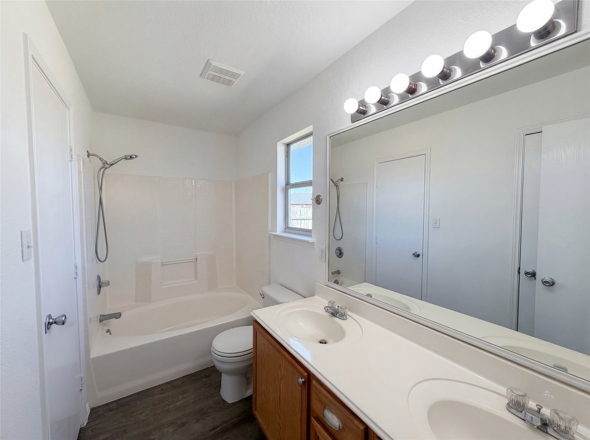 105 Kings Way Drive Rhome TX 76078