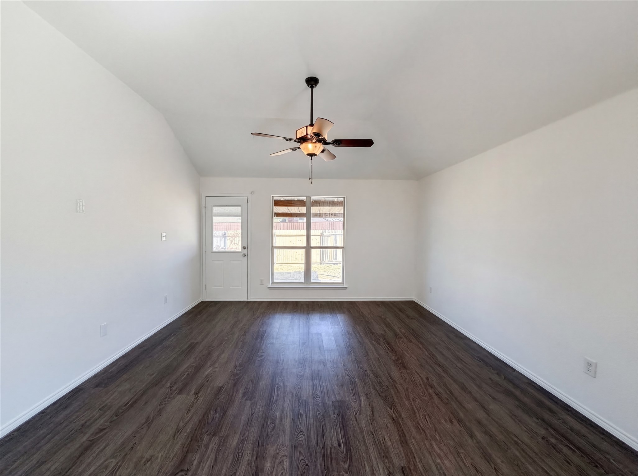 105 Kings Way Drive Rhome TX 76078