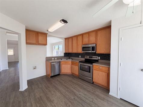 105 Kings Way Drive Rhome TX 76078