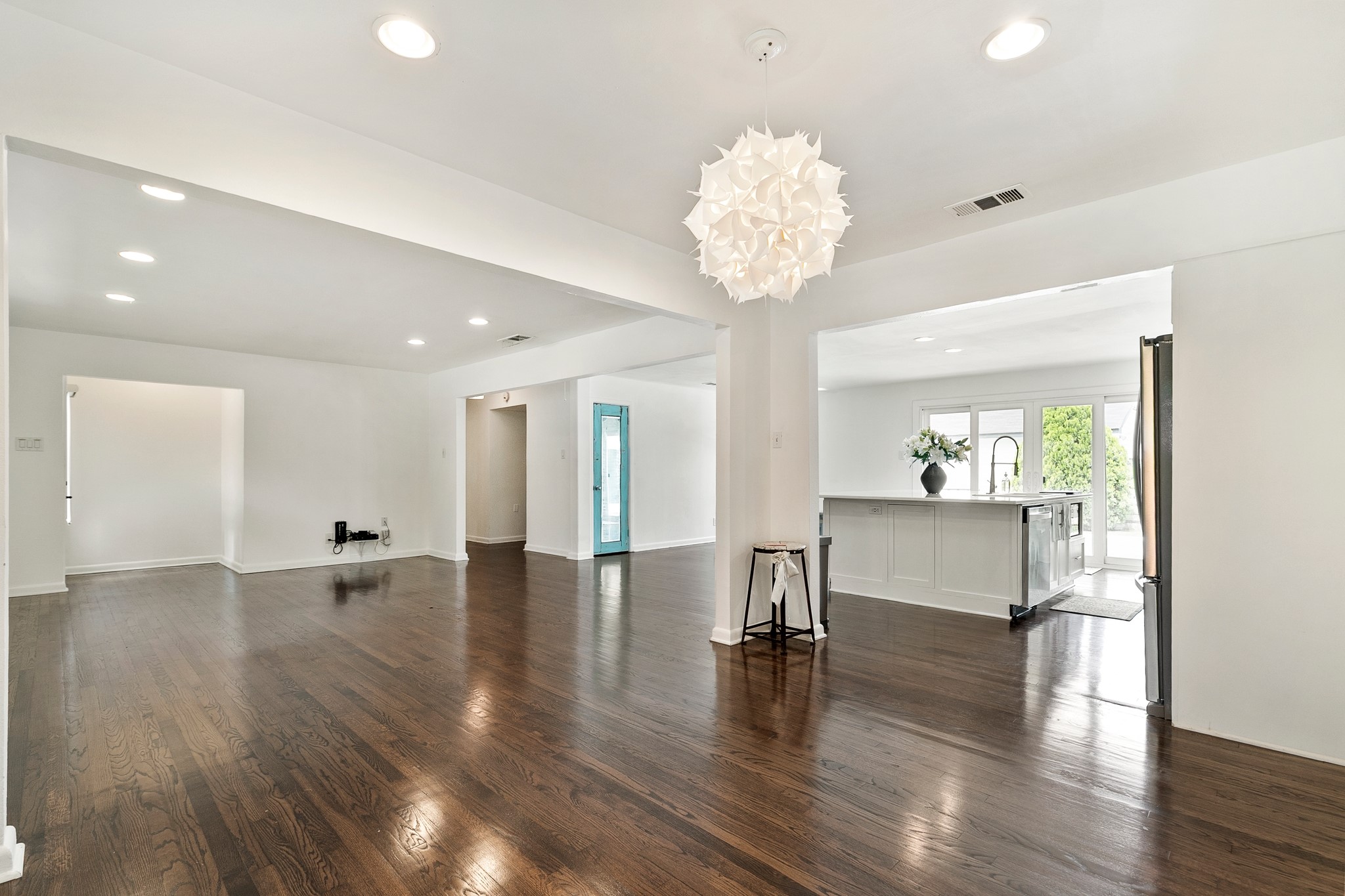 9907 Donegal Drive Dallas TX 75218