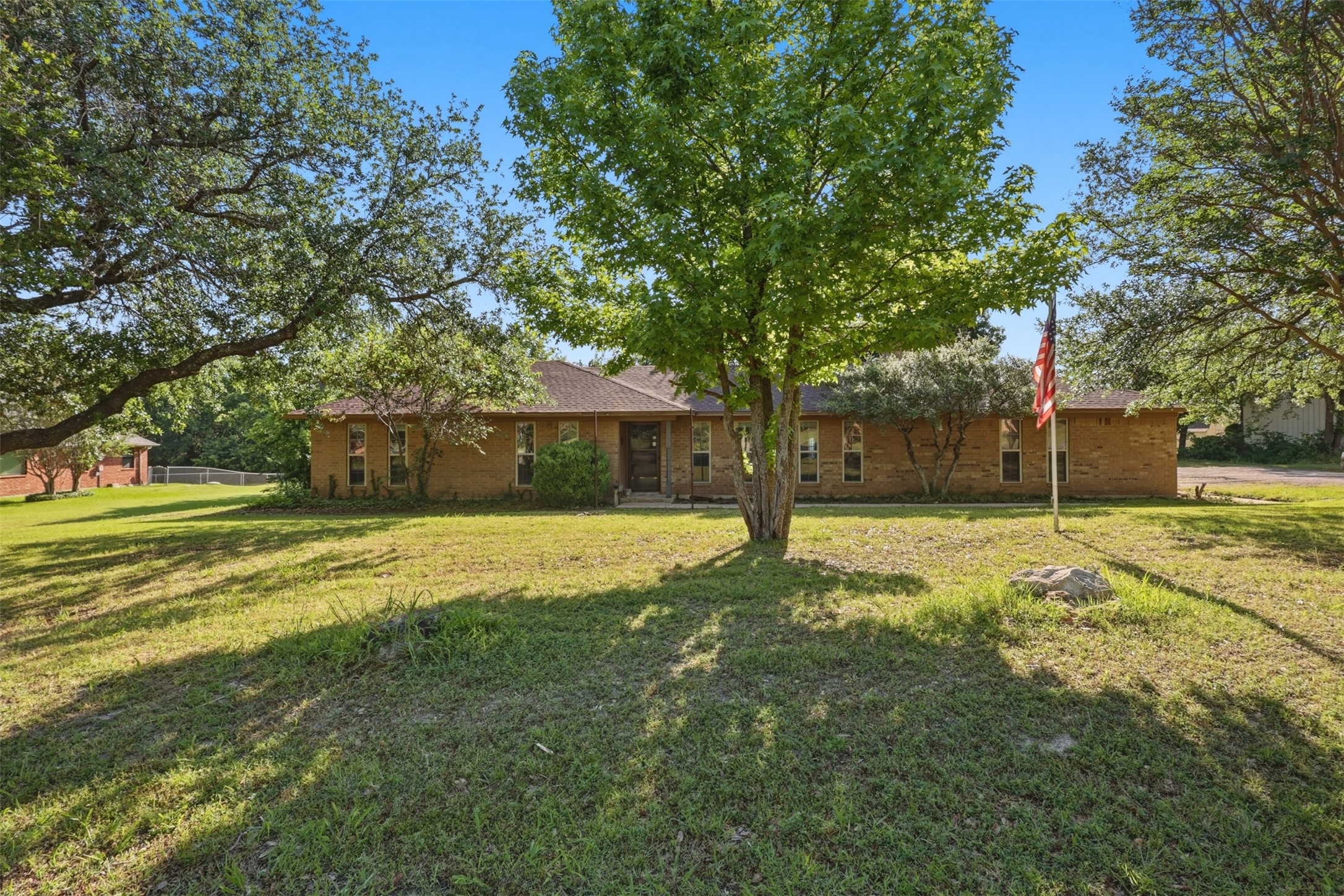 2701 Rolling Hills Drive Sherman TX 75092