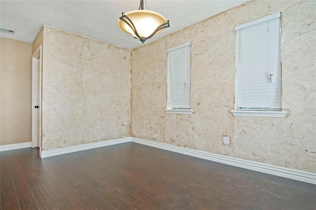 2509 Country Valley Road Garland TX 75041
