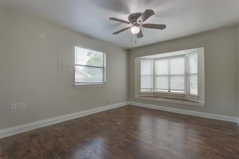 209 Case Street Weatherford TX 76086