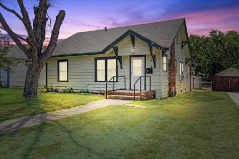 1308 W Walker Street Denison TX 75020