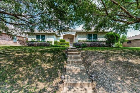304 Birchwood Lane Cedar Hill TX 75104