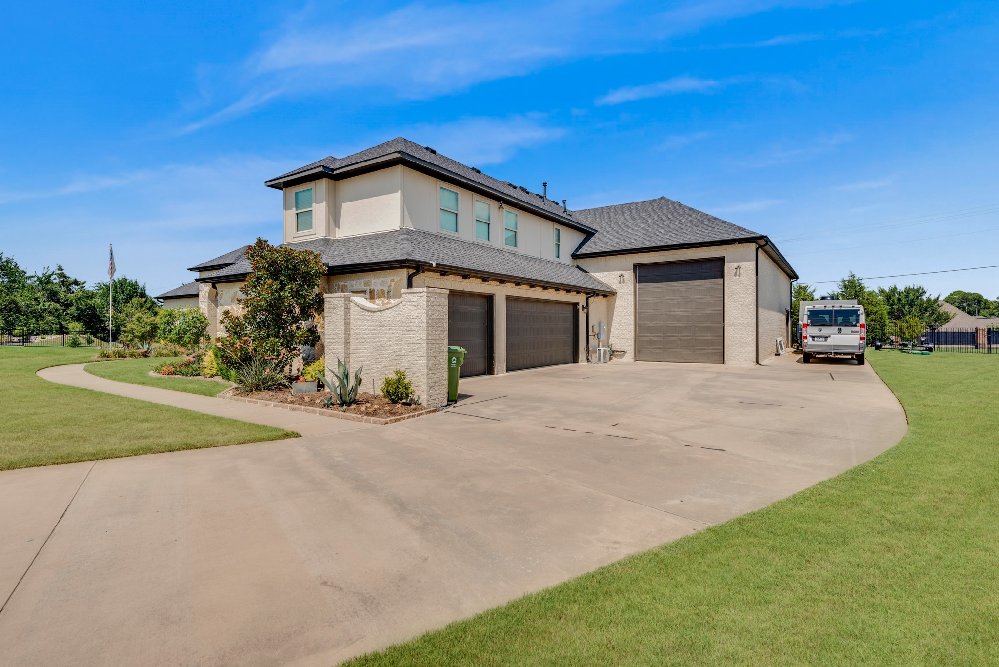125 Kyle Court Double Oak TX 75077