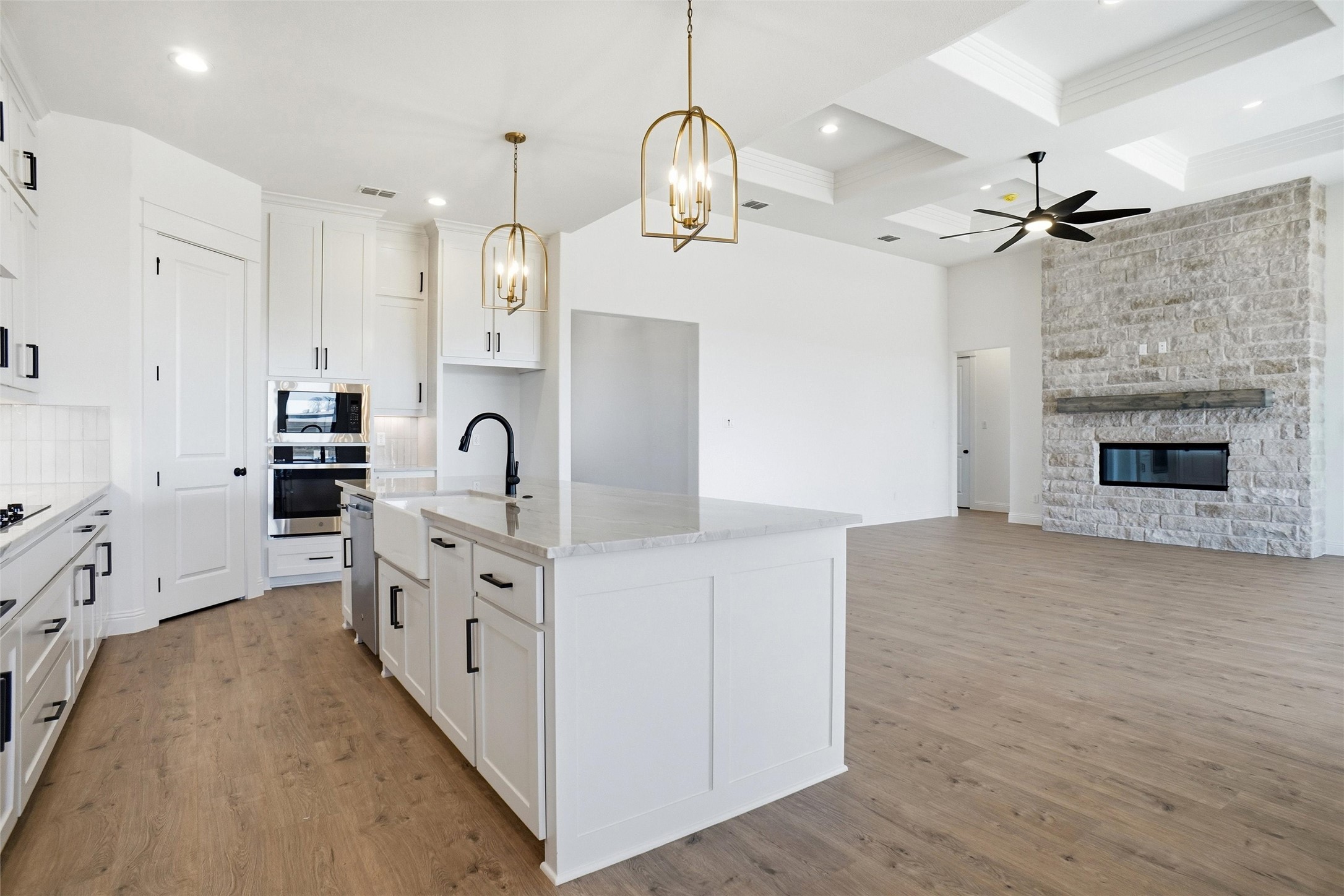 6921 Eagle Creek Drive Godley TX 76044