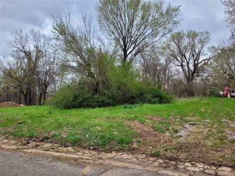 726 NE 6th Paris TX 75460