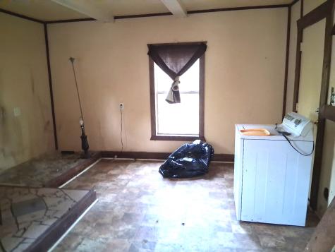 726 NE 6th Paris TX 75460