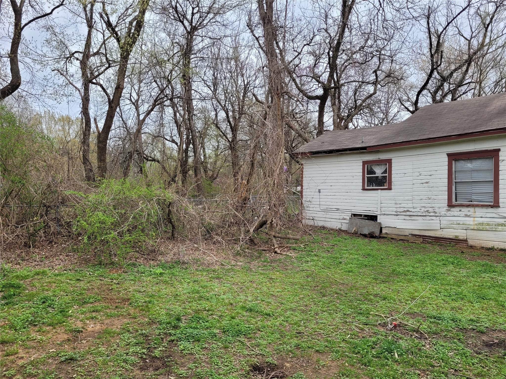 726 NE 6th Paris TX 75460