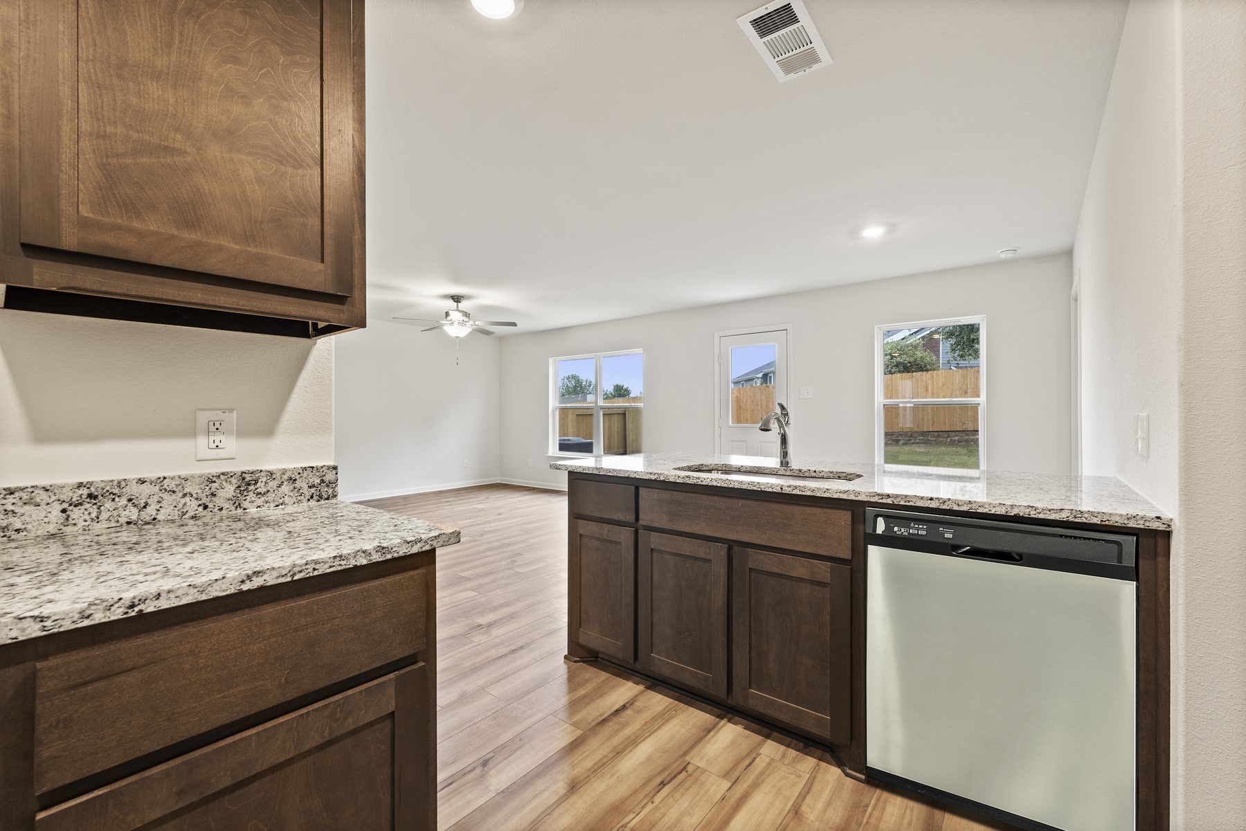 908 Burlington Avenue Fort Worth TX 76108