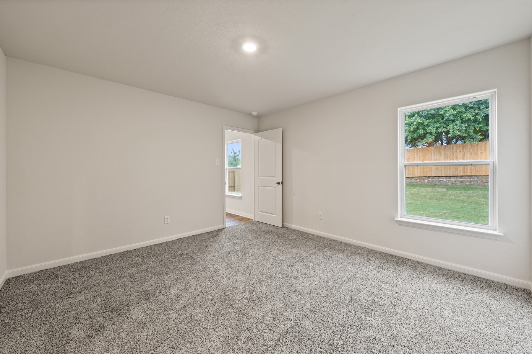 908 Burlington Avenue Fort Worth TX 76108